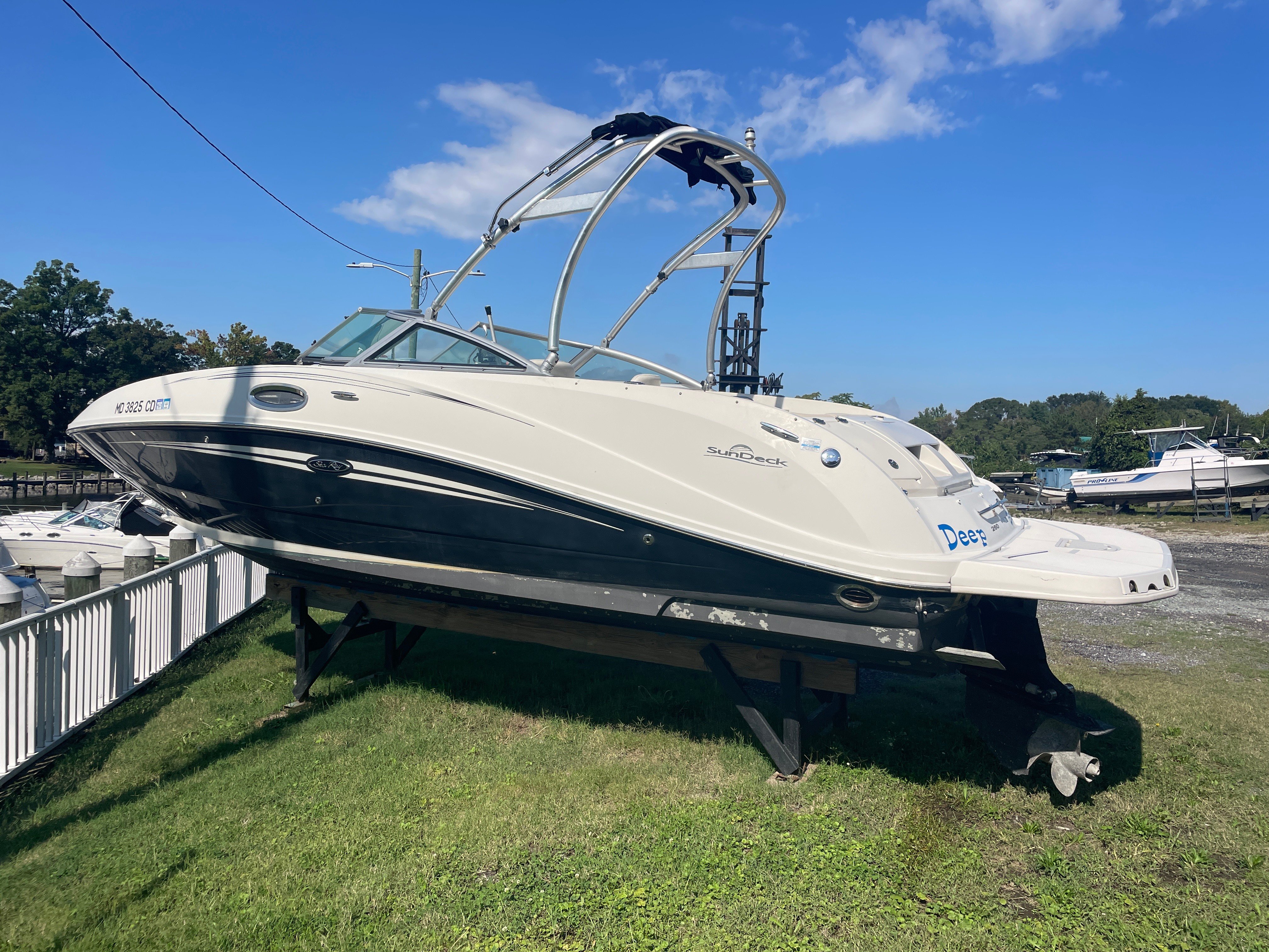 Photo of 2008 Sea Ray 260 Sundeck